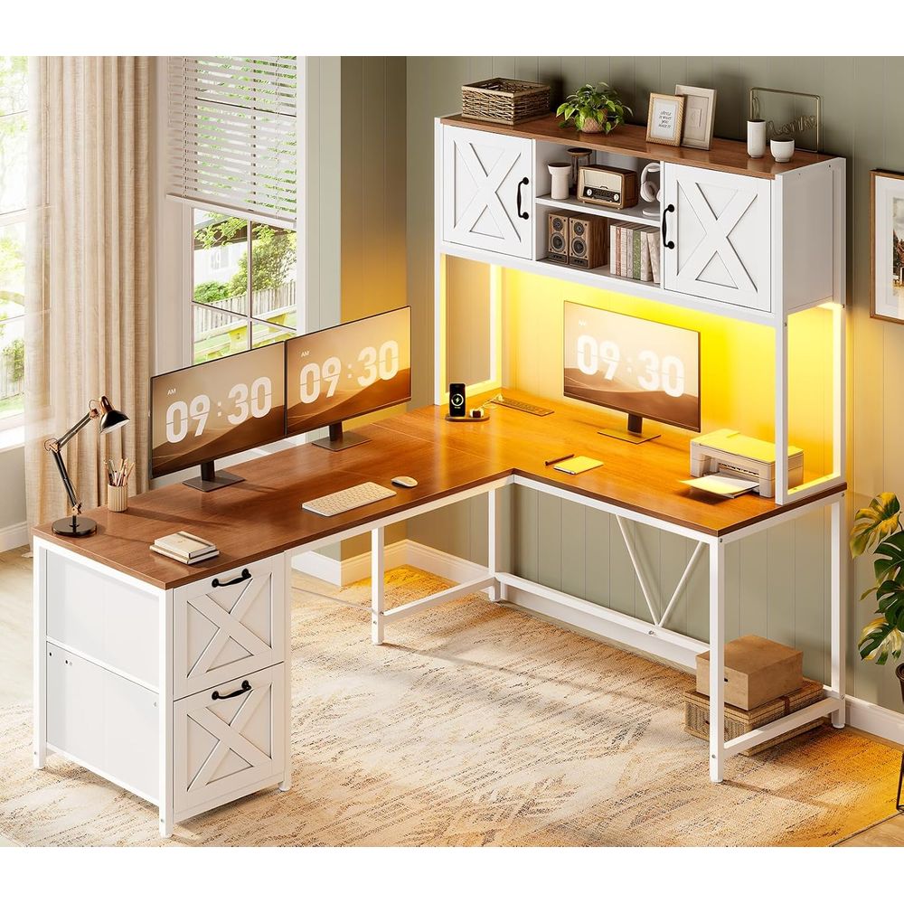 Home Office With Two Desks - 허치가 있는 L자형 책상, 가정 사무실/2인용용